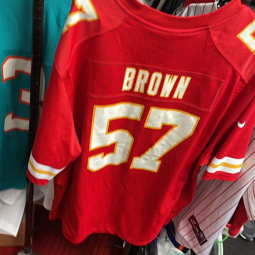 Men’s Nike NFL Kansas City Chiefs Orlando Brown JR #57 Used Sz XXL Red - Picture 8 of 10